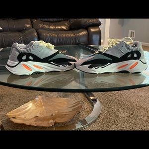 Yeezy 700 wave runner